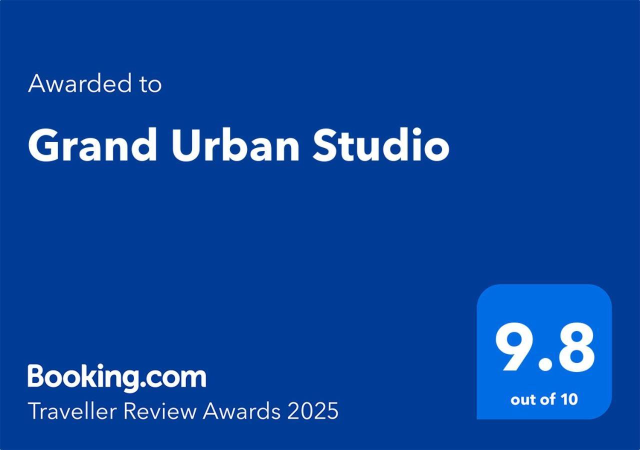 Grand Urban